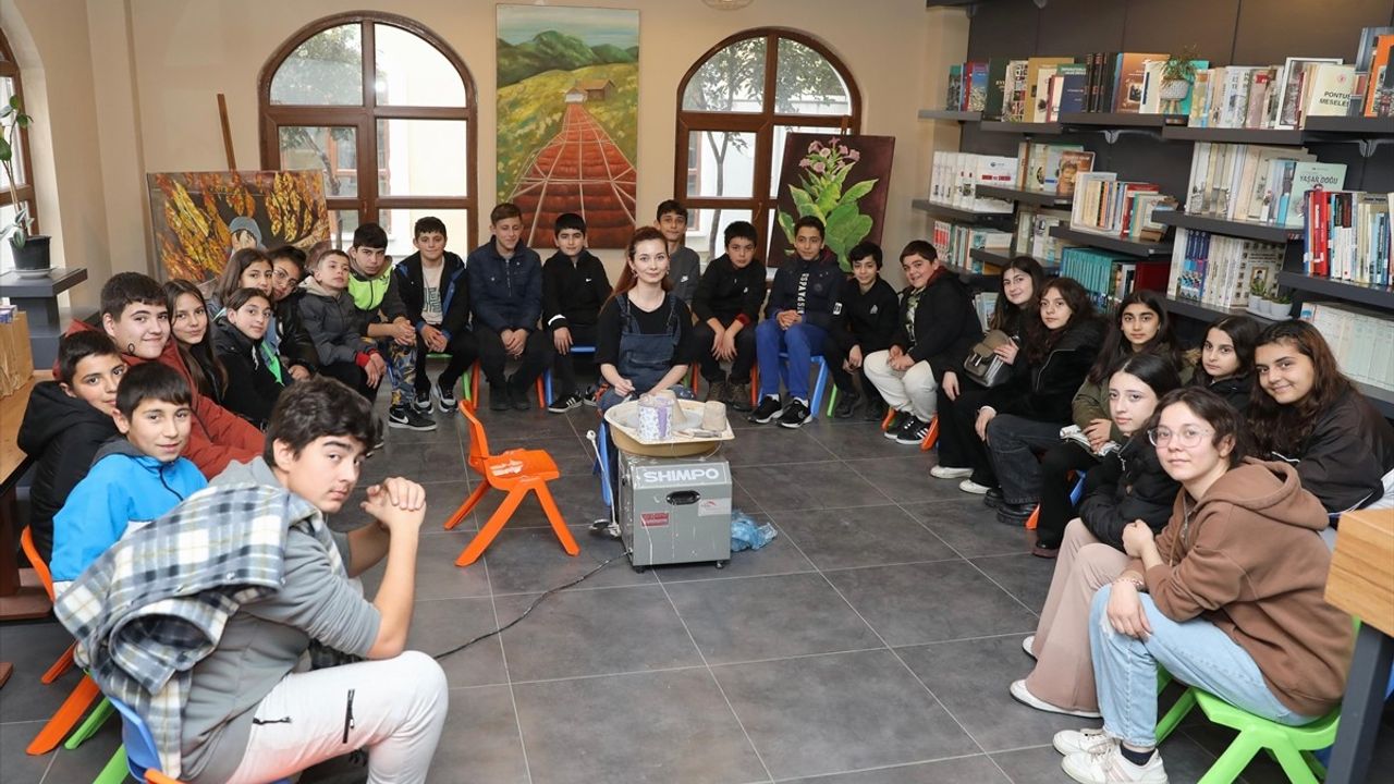 Samsun'da 'Müzelerde Sanat Buluşması' Projesi ile Çocuklar Sanatla Tanışıyor