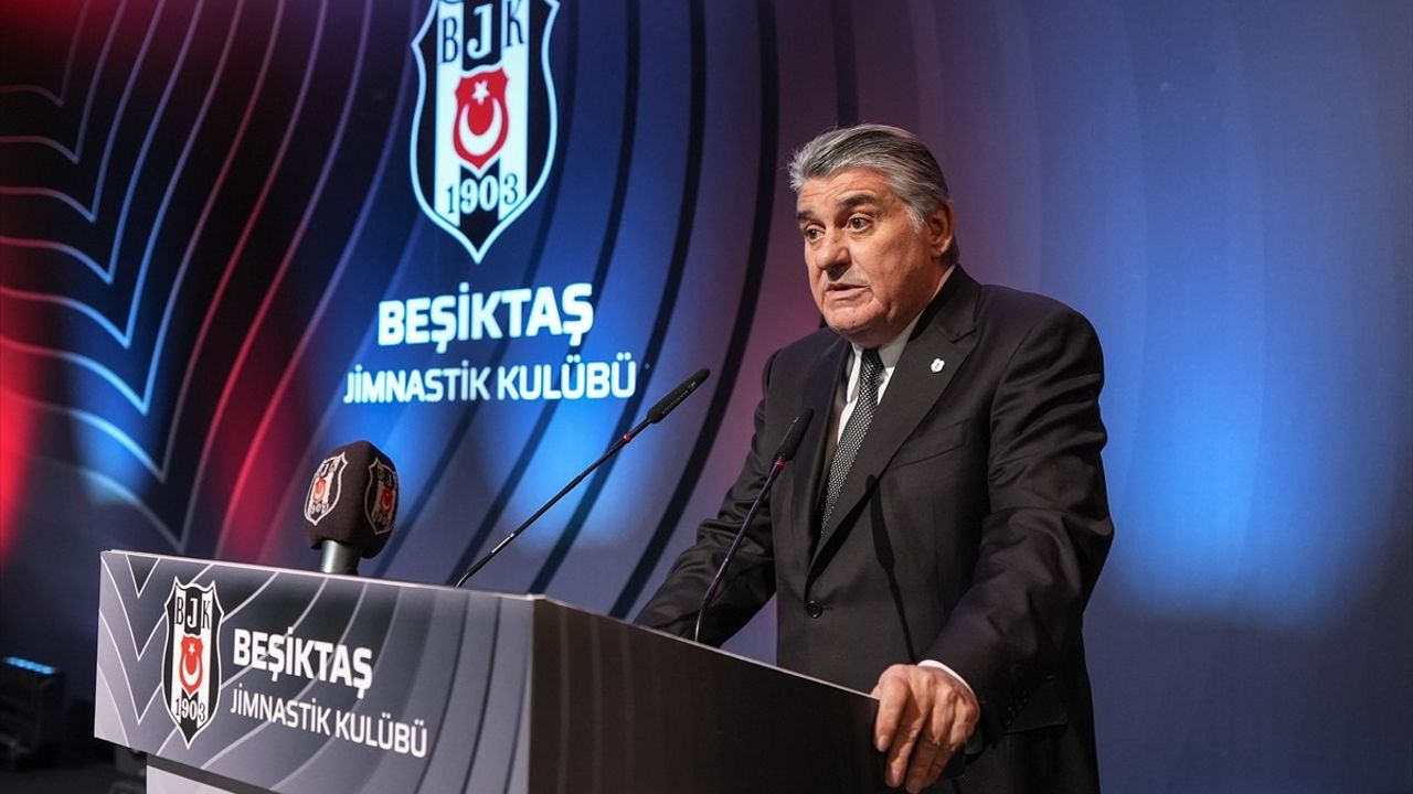 Serdal Adalı ve Yönetimi Beşiktaş Başkanı Olarak Mazbatasını Aldı