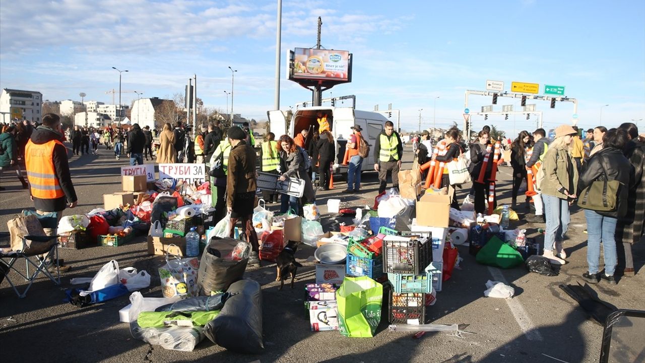 Sırbistan'daki Öğrenci Protestoları Son Buldu