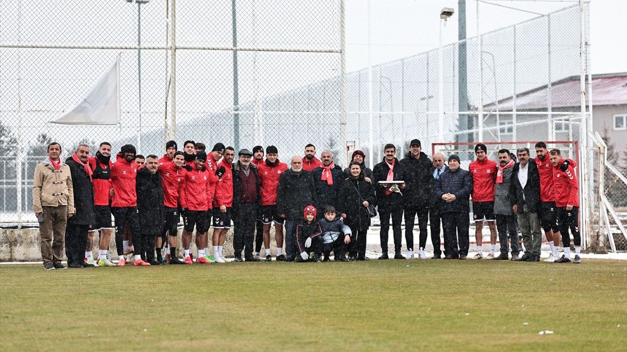 Sivasspor'un Kayserispor Maçı Hazırlıkları Devam Ediyor