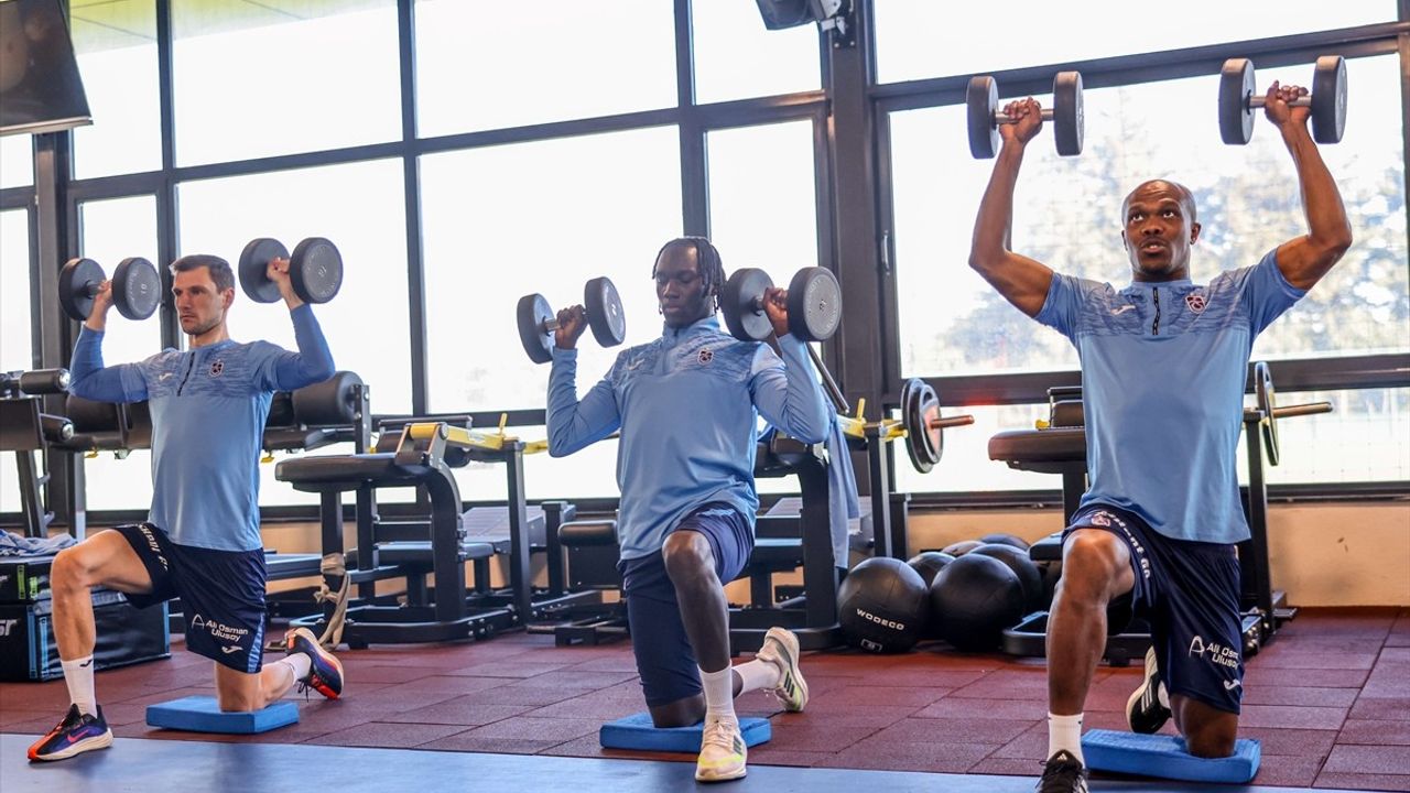 Trabzonspor, Kayserispor Maçı İçin Hazırlıklarını Sürdürüyor