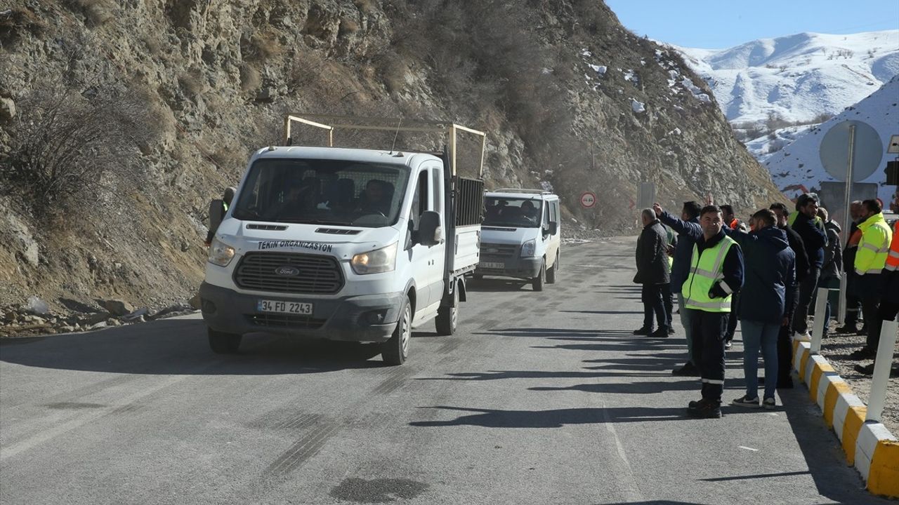 Yeniköprü Tüneli Hizmete Girdi