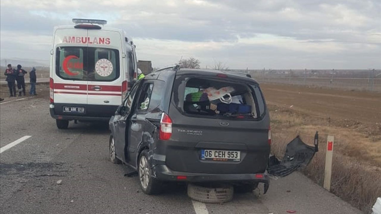 Yozgat'ta Trafik Kazası: 1 Ölü, 1 Yaralı