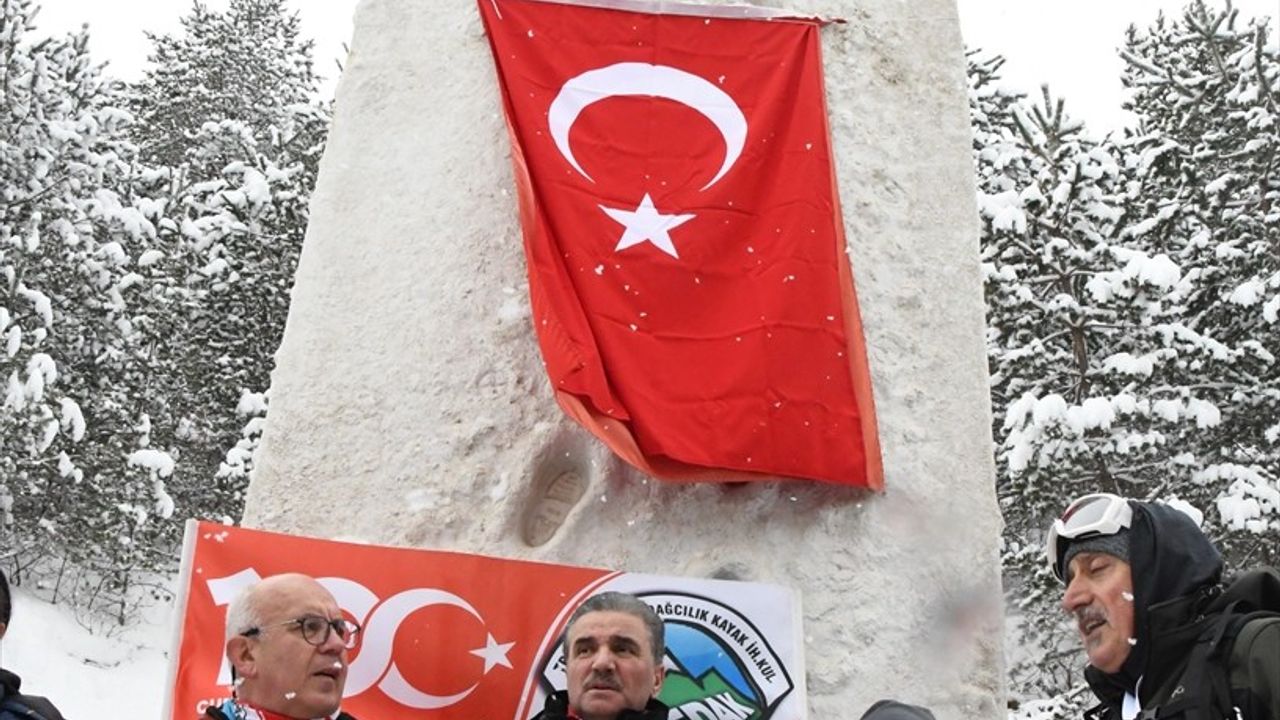 Zigana Dağı'ndaki Çığ Faciasında Hayatını Kaybeden Dağcılar Anıldı