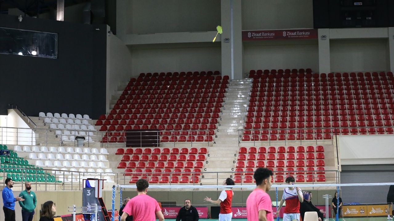 17 Yaş Altı Badminton Türkiye Şampiyonası Eskişehir'de Tamamlandı