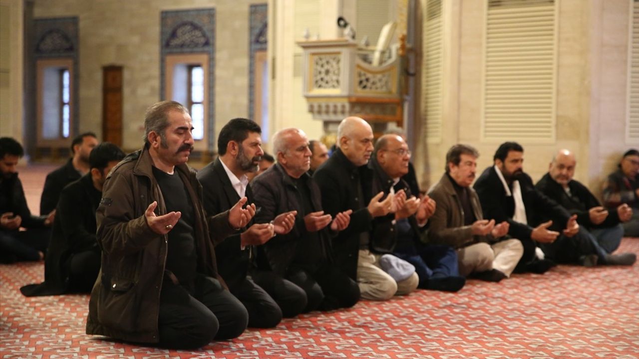 Adana'da Ferdi Tayfur Anma Mevlidi Düzenlendi