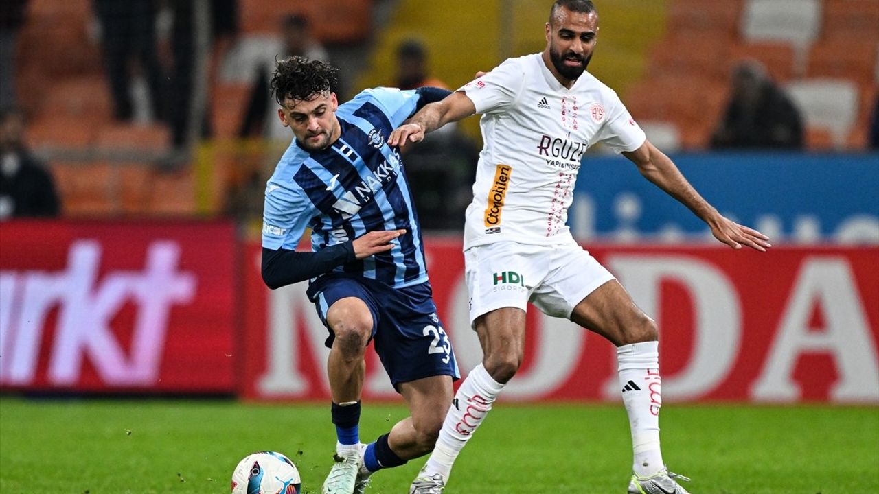 Adana Demirspor ve Onvo Antalyaspor Beraberlikte Sahne Aldı