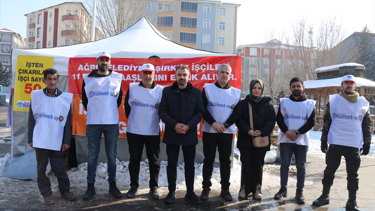 Ağrı Belediyesi'nde İşten Çıkarılan İşçilerin Nöbeti Devam Ediyor