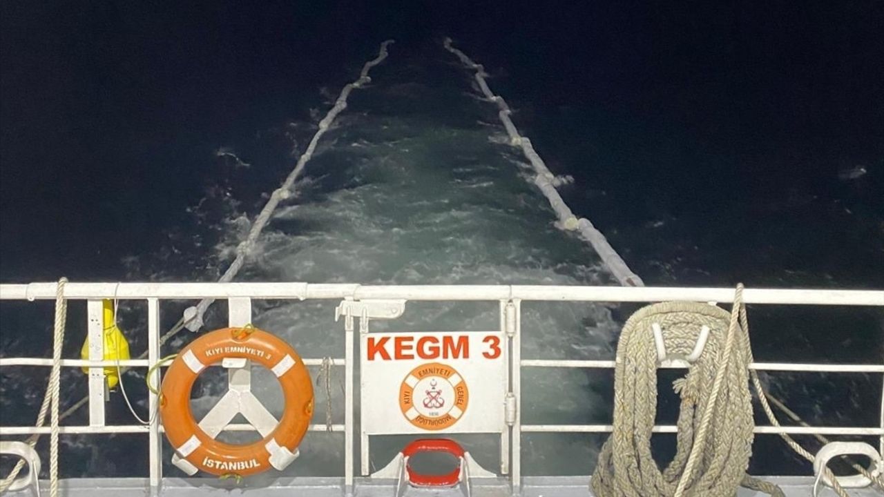 Ahırkapı'da Yakıt Sızıntısına Müdahale