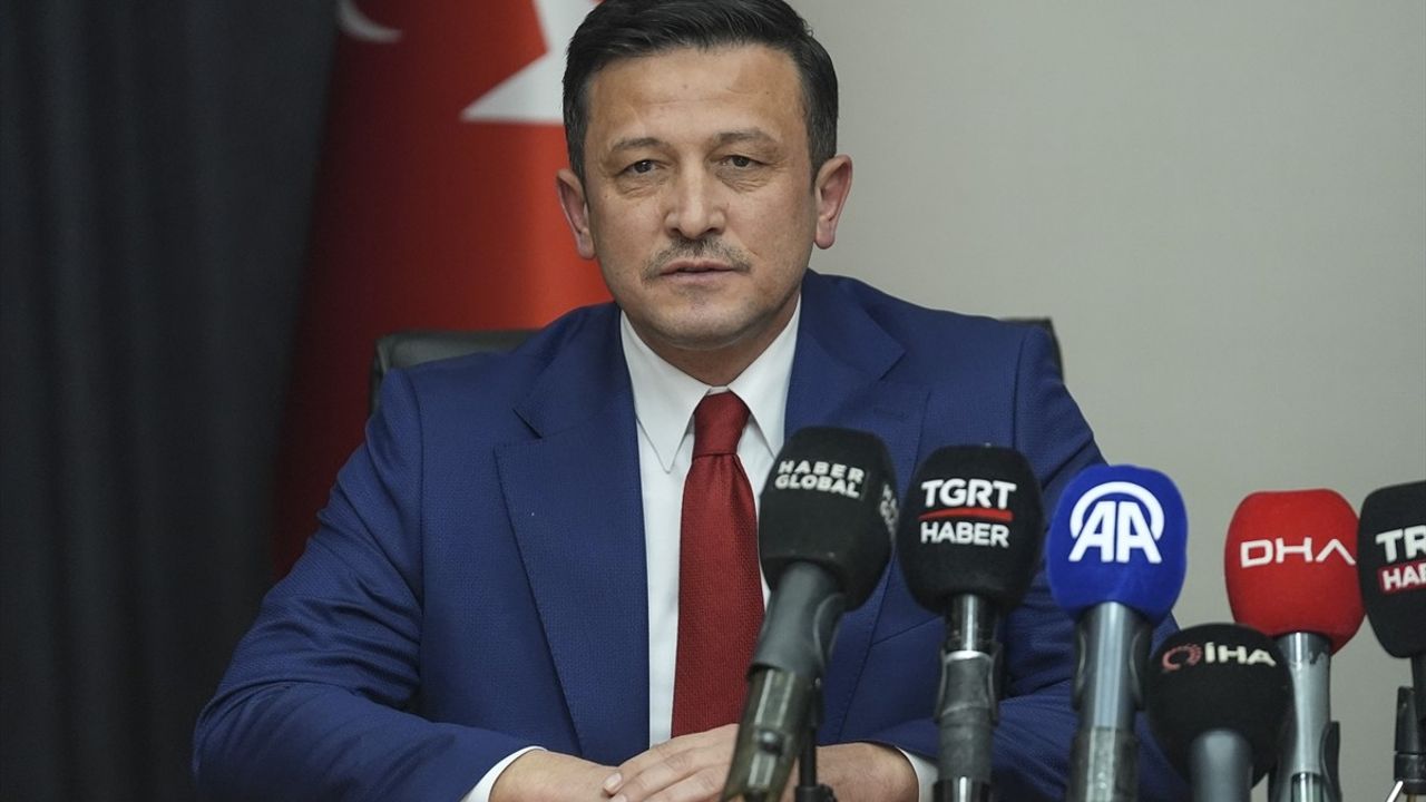 AK Parti'de Devir Teslim Töreni Gerçekleşti