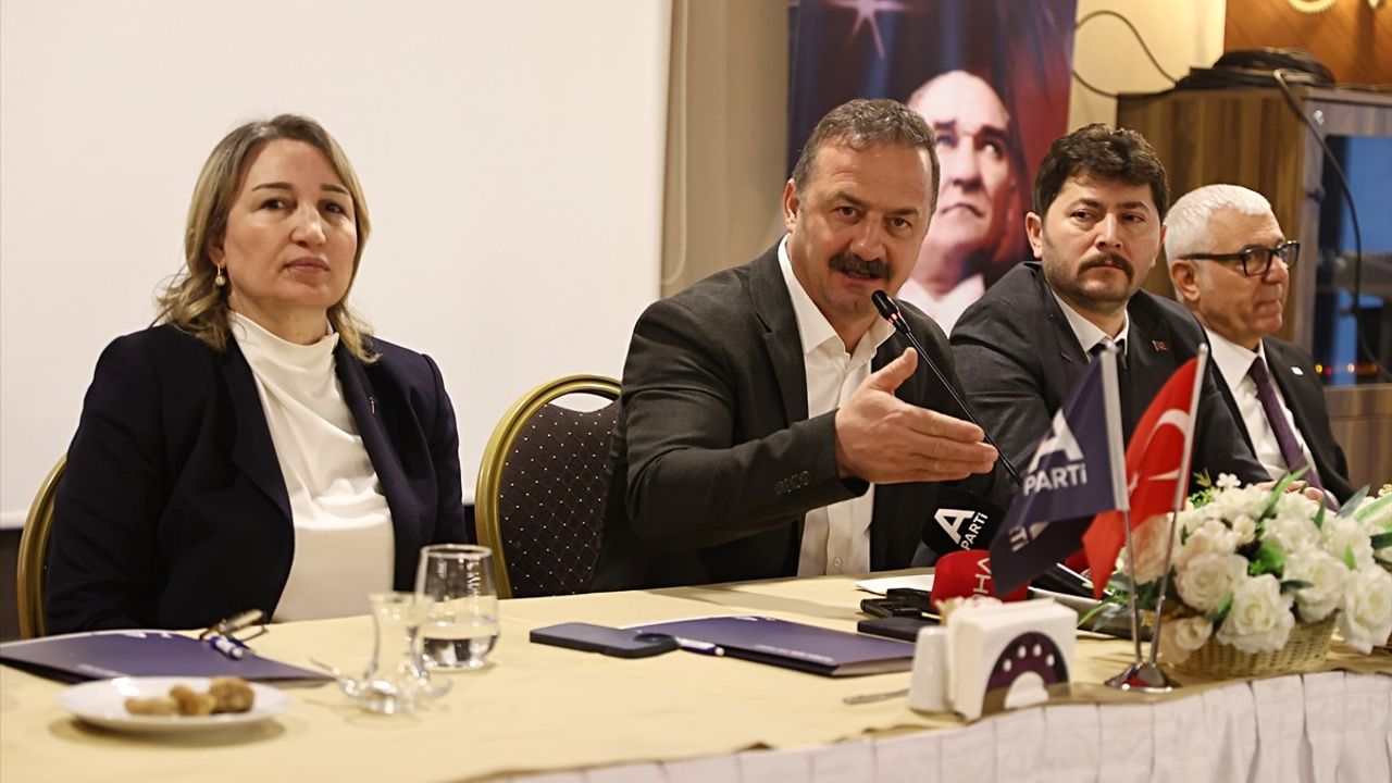 Anahtar Parti'nin Vizyonu: Geçmişe Kalpten Bakalım