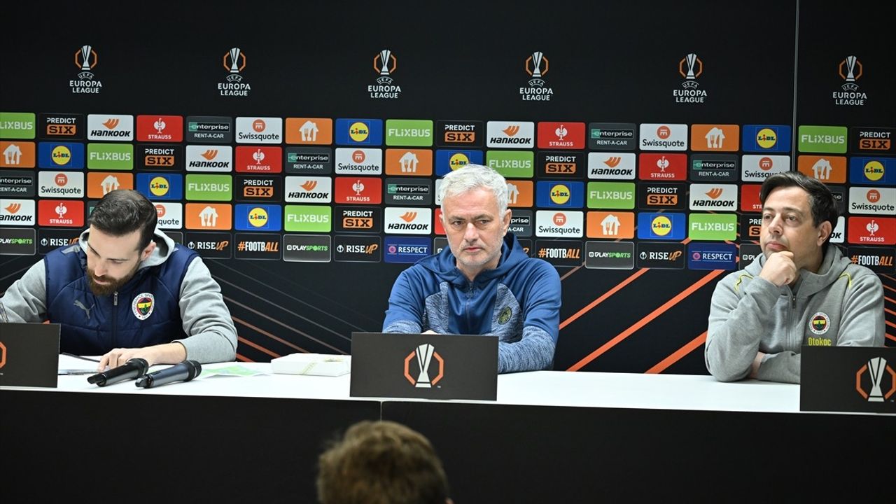 Anderlecht-Fenerbahçe Maçının Öncesi: Mourinho ve Szymanski Açıklamalarda Bulundu
