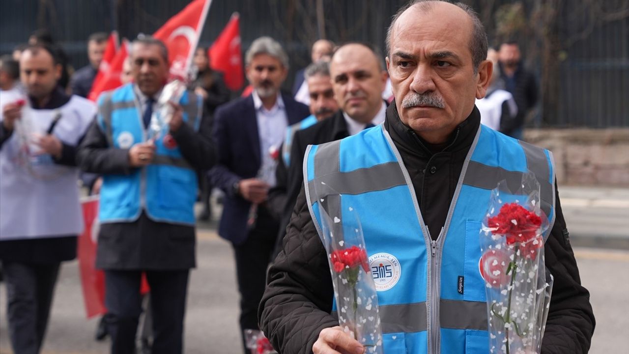 Ankara’da Terör Saldırısında Hayatını Kaybedenler Anıldı