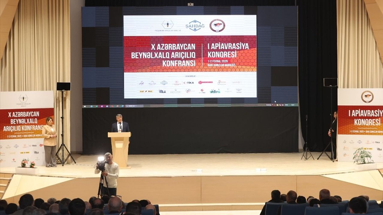 Bakü'de Arıcılık Kongresi Gerçekleşti