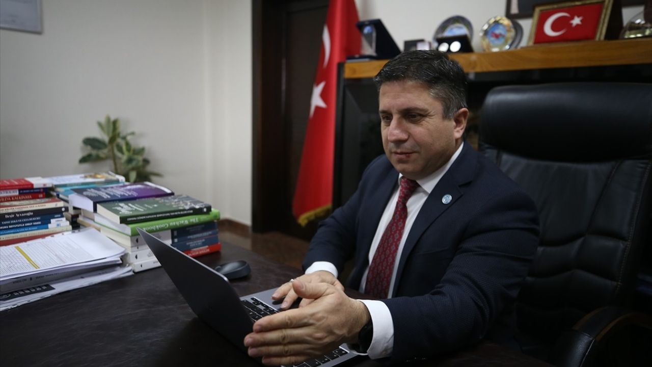 BAÜN Rektörü Yücel Oğurlu, Yılın Kareleri Oylamasına Katıldı