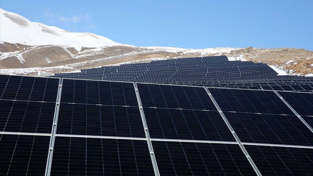 Bitlis'te Yenilenebilir Enerji Yatırımları Artıyor