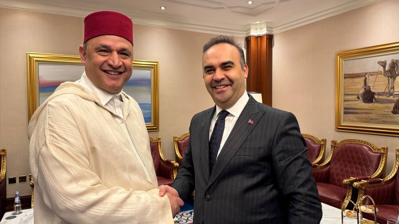 Bölgesel İşbirlikleri ve Sanayi Yatırımları İle Türkiye'nin Kalkınma Hedefleri