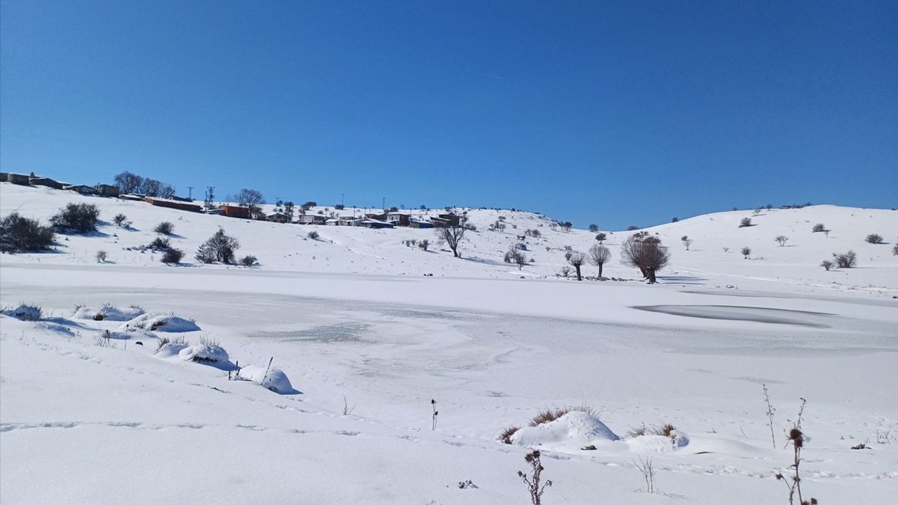 Bolu'daki Göl ve Göletlerde Buz Oluşumu