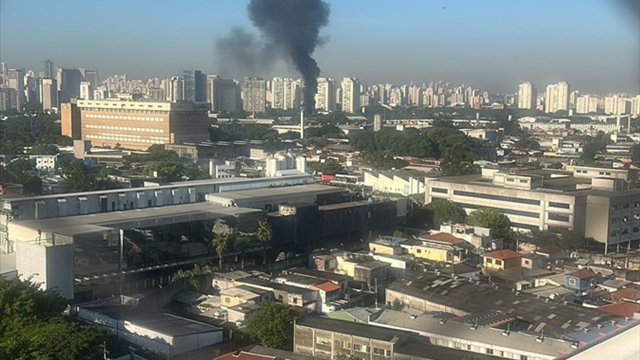 Brezilya'nın Sao Paulo Kentinde Küçük Uçak Kazası: 2 Ölü