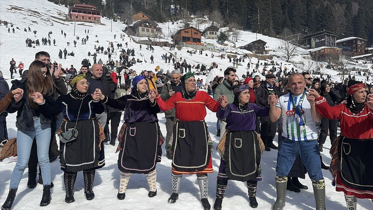 Çamlıhemşin Kardan Adam Kış Festivali Tamamlandı