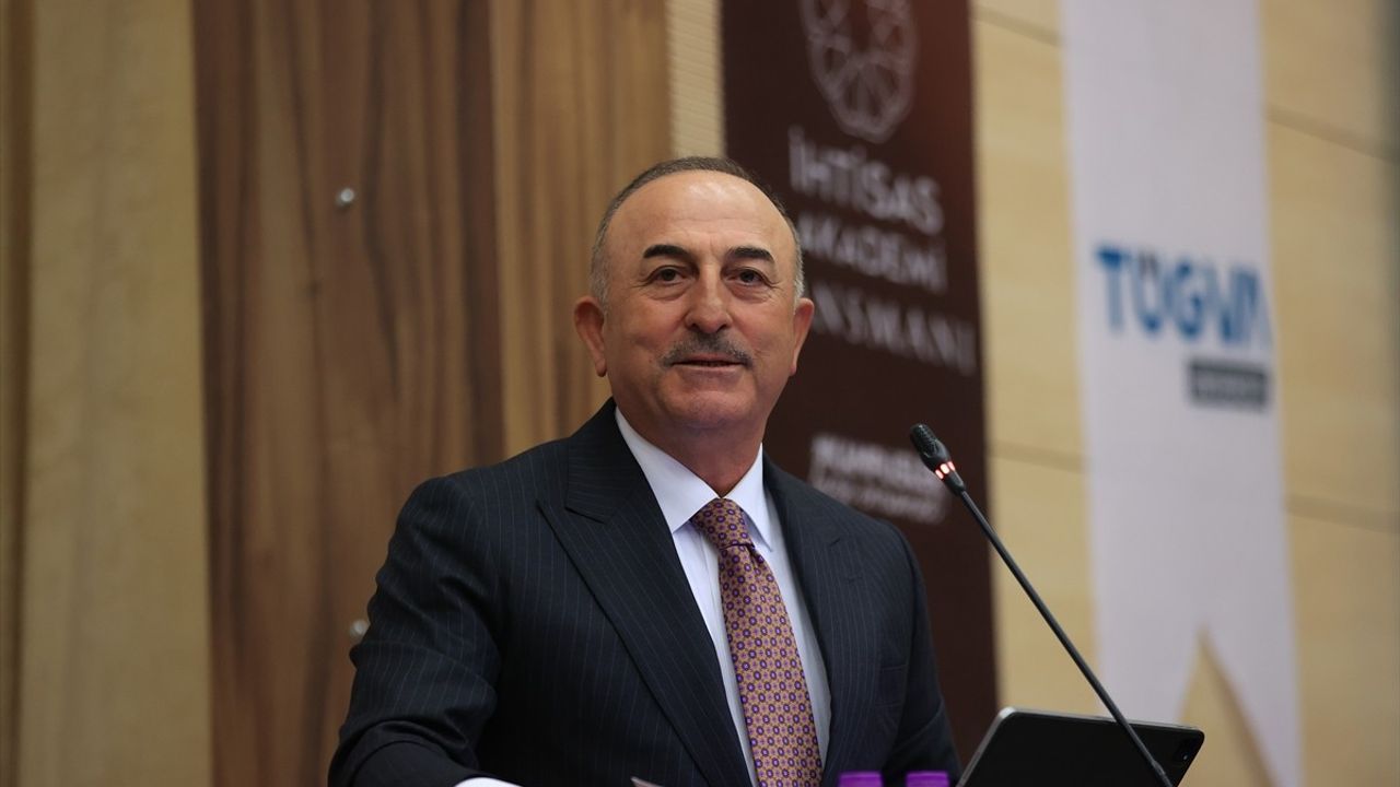 Çavuşoğlu: Dünya Uluslararası Normları Zayıflıyor
