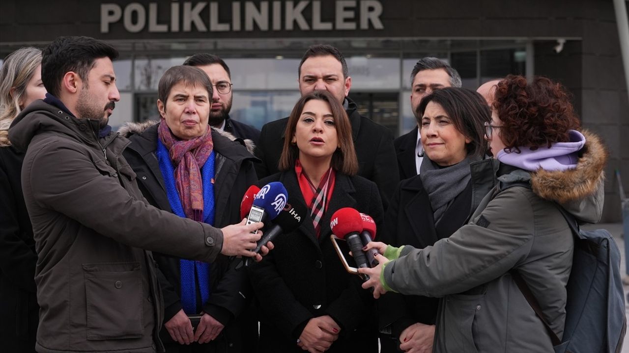 CHP Heyeti, Sahte İçki Mağdurlarını Ziyaret Etti