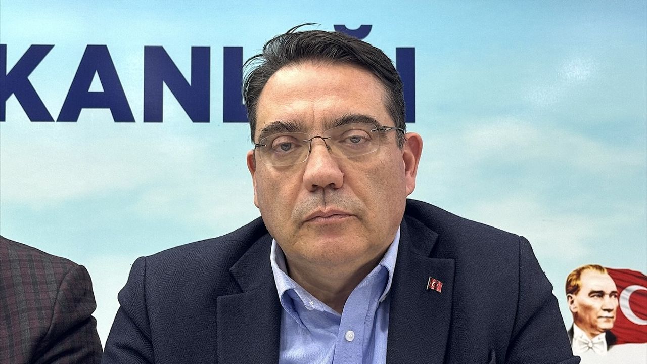 CHP'li Yetkililer Gaziantep'te Basın Toplantısı Düzenledi