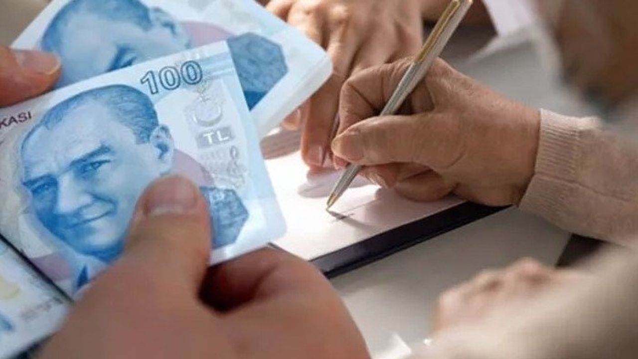 Çift emekli maaşı alabilmenin yolu OVP'de yer aldı! Çalışana da esnek çalışma saati 2025'te geliyor