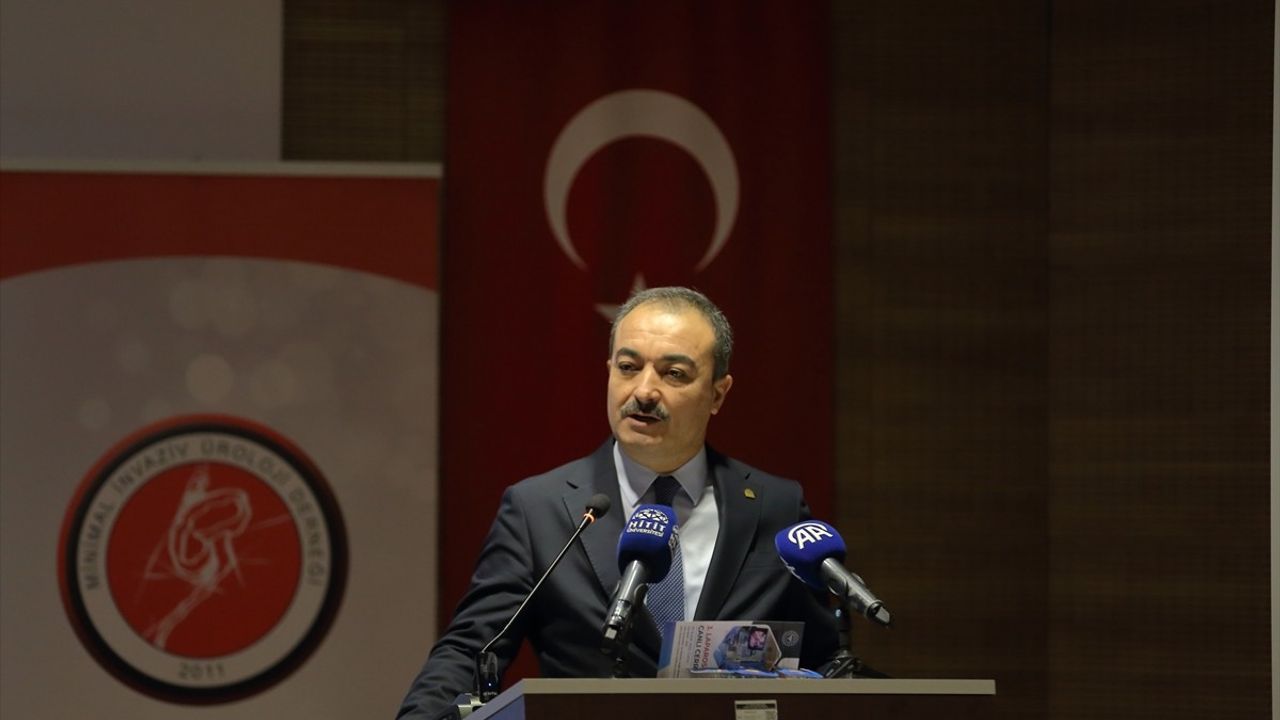 Çorum'da 3. Laparoskopik Canlı Cerrahi Kursu Düzenlendi