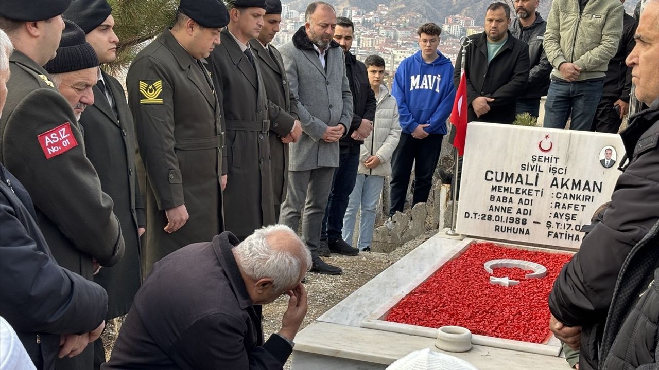 Cumali Akman Anma Töreni: Unutulmaz Bir Hain Saldırı