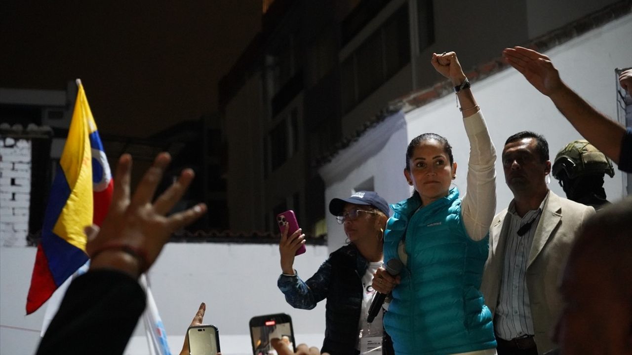 Ekvador'da Devlet Başkanlığı Seçiminde Noboa Ön Planda