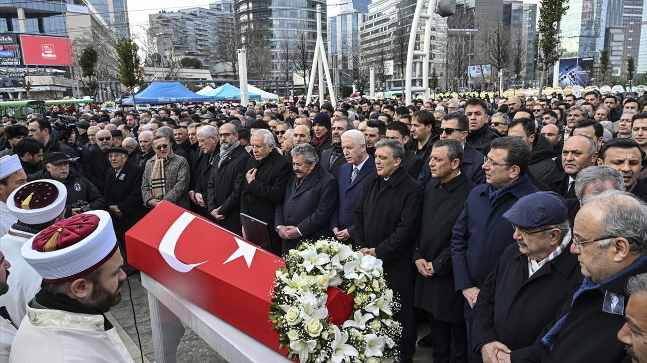 Eski Devlet Bakanı Ali Doğan Son Yolculuğuna Uğurlandı