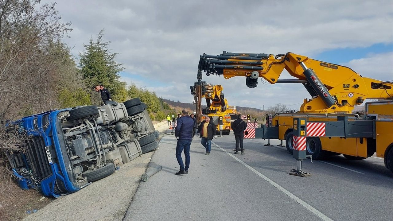 Eskişehir'de Tanker Kazası: Sürücü Hayatını Kaybetti