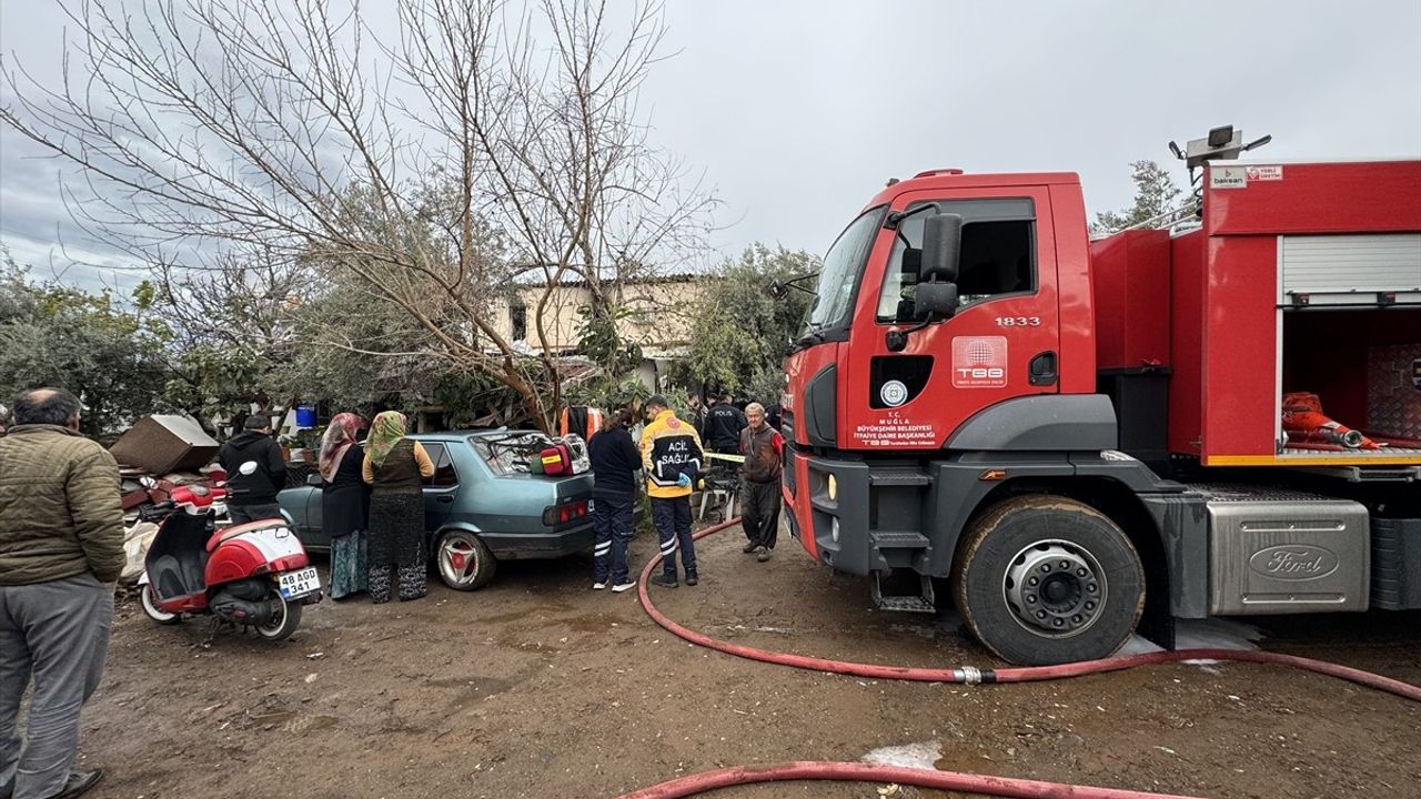 Fethiye'de Ev Yangını: Bir Kişi Hayatını Kaybetti