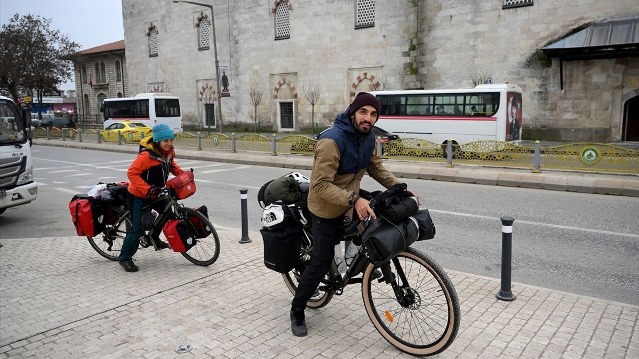 Fransız Bisikletçiler Edirne'ye Ulaştı