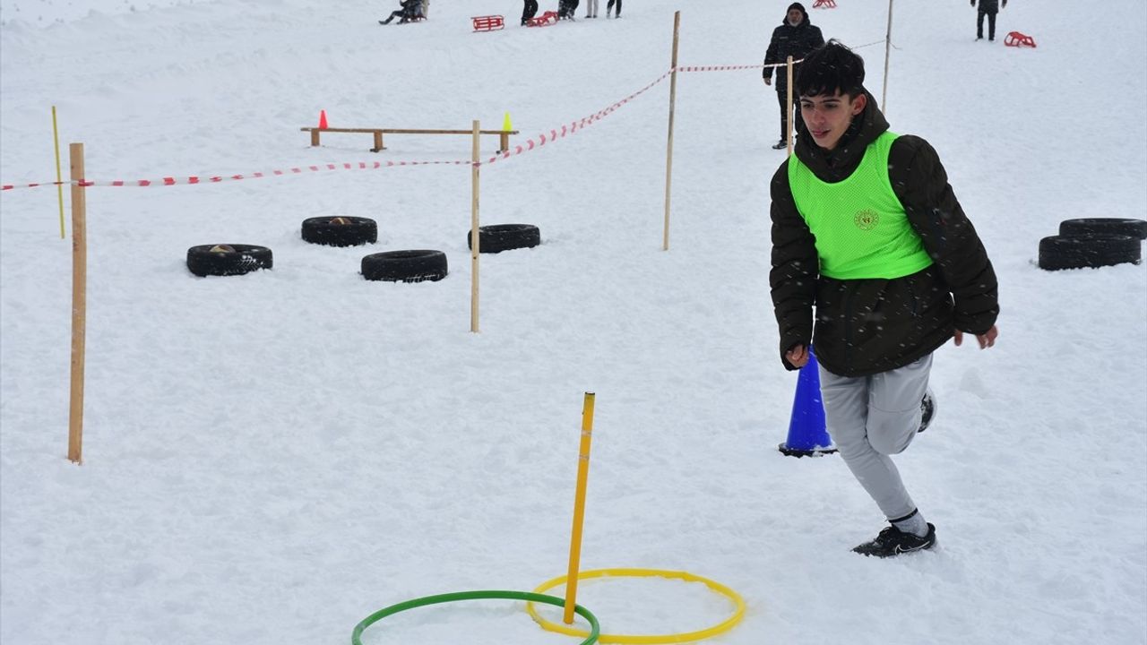 Gümüşhane'de Zigana Dağı Kış Gençlik ve Spor Şenliği Yapıldı