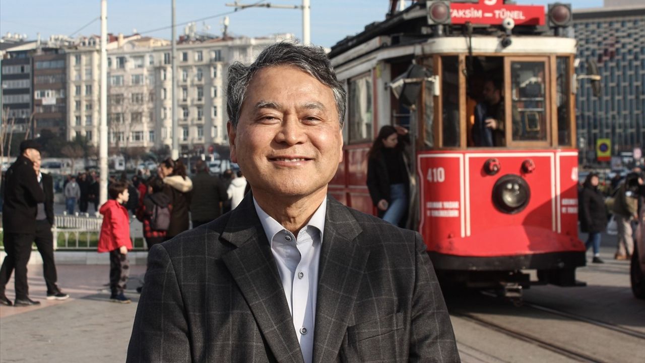 Güney Koreli Prof. Dr. Hee Soo Lee'nin Türkiye ile Kurduğu Bağlar