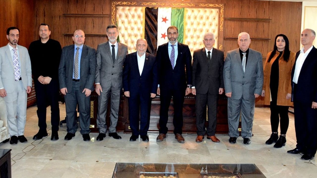 HAK-İŞ Genel Başkanı Arslan, Suriye'yi Ziyaret Etti