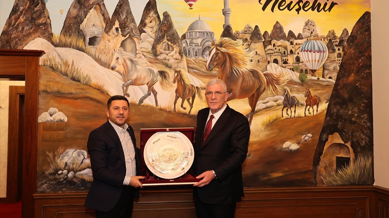 İYİ Parti Genel Başkanı Dervişoğlu Nevşehir Belediyesini Ziyaret Etti