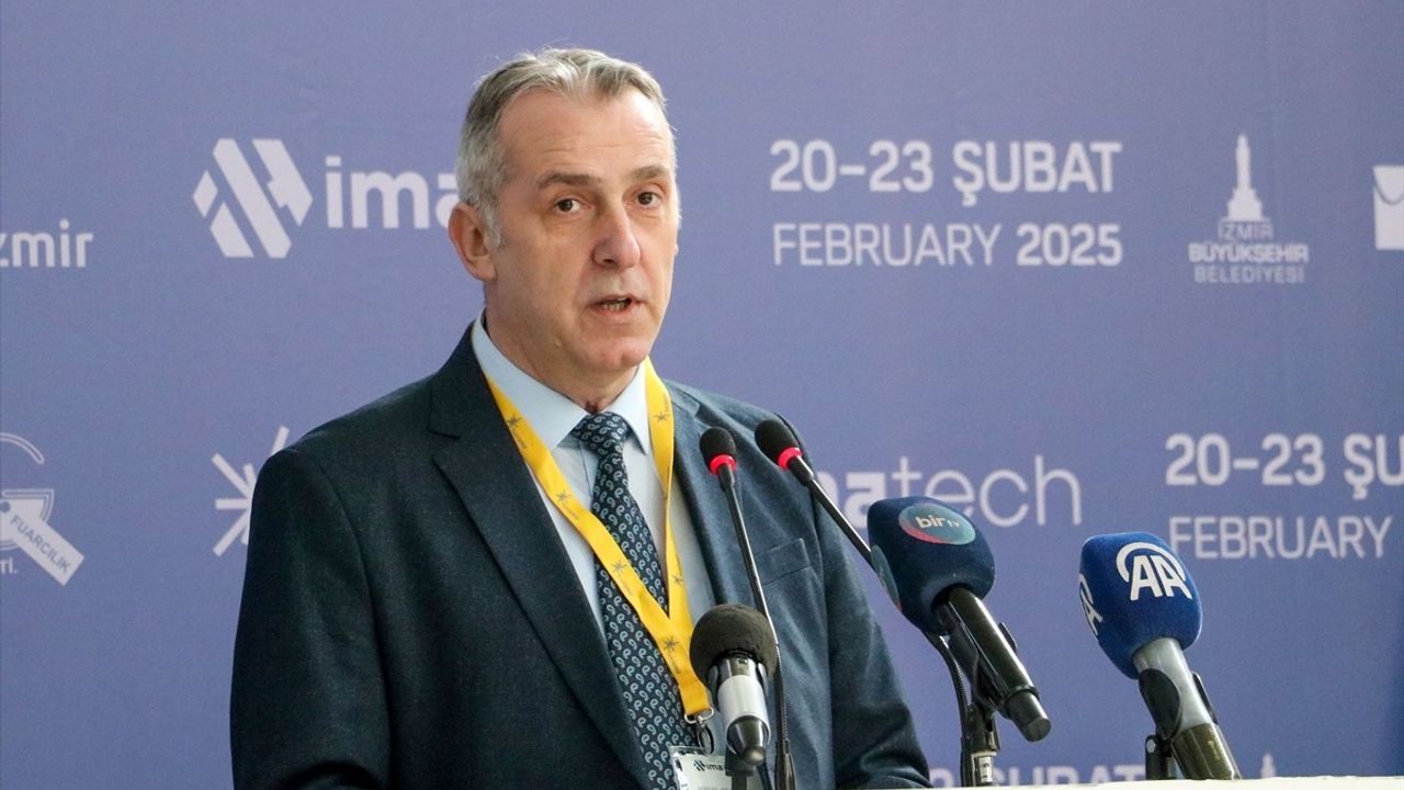 İzmir'de 3. Endüstriyel Üretim Teknolojileri Fuarı Başladı