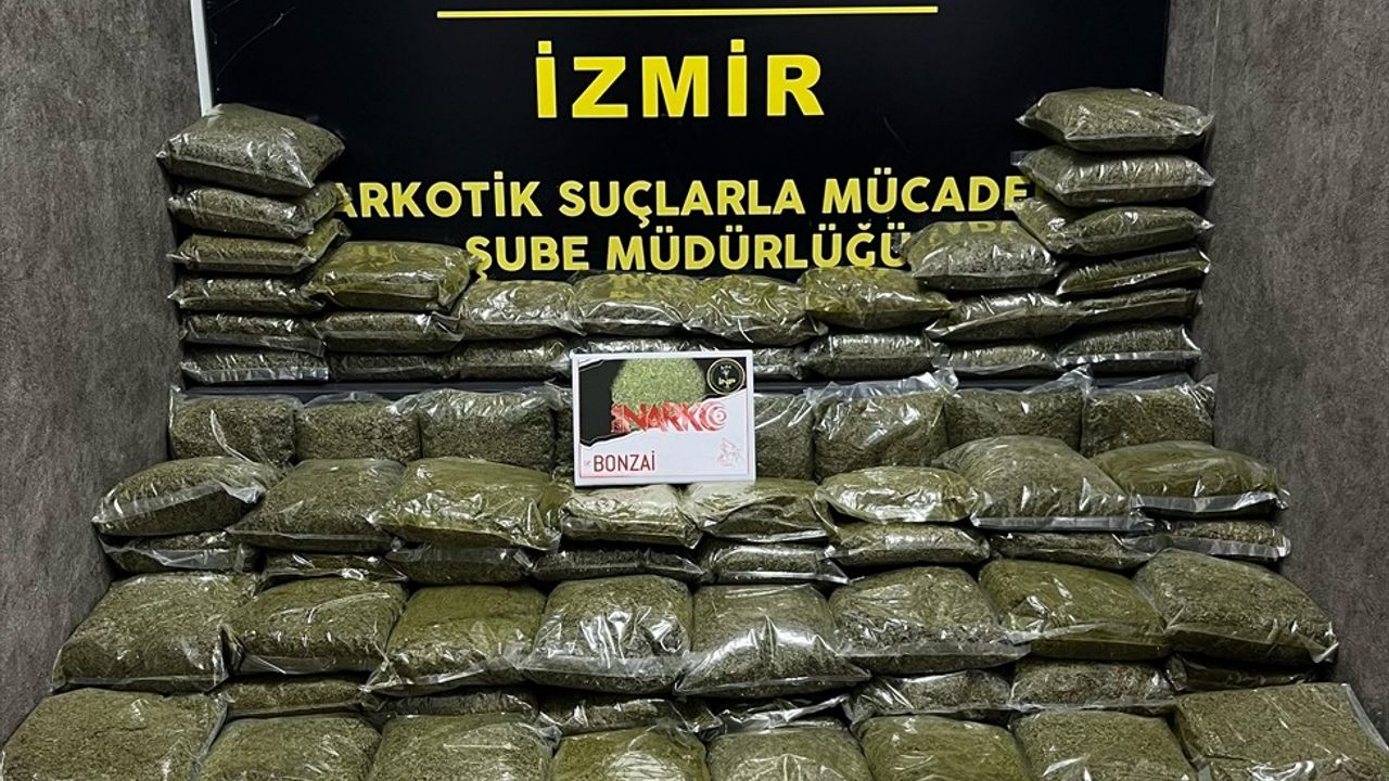 İzmir'de Büyük Uyuşturucu Operasyonu: 102 Kilo Sentetik Madde Ele Geçirildi