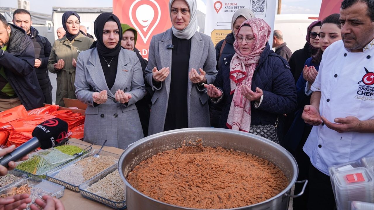 KADEM Başkanı Gümrükçüoğlu, Malatya'daki Kadın Destek Merkezi'ni Ziyaret Etti