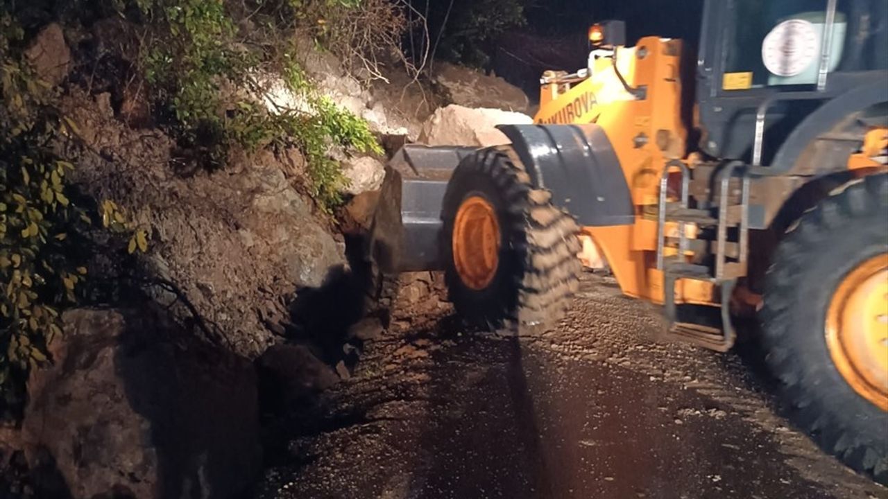 Kastamonu'da Heyelan Sonrası Ulaşım Yeniden Sağlandı