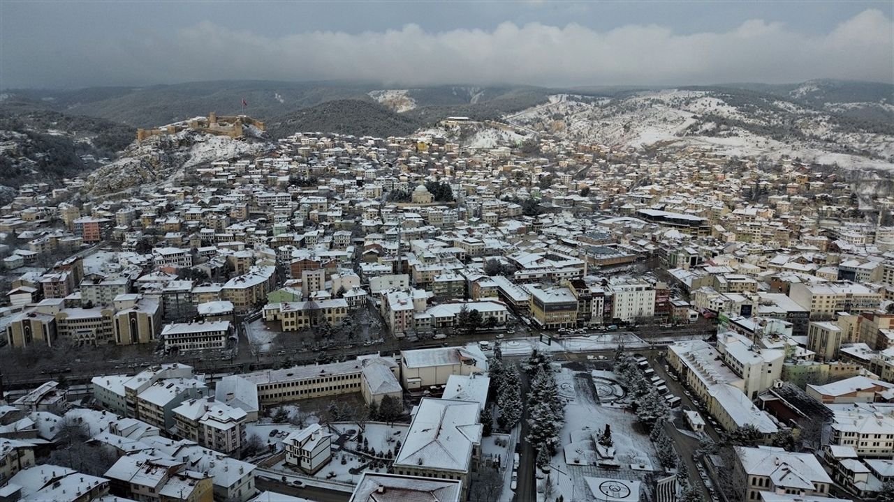 Kastamonu'da Kar Yağışı Devam Ediyor