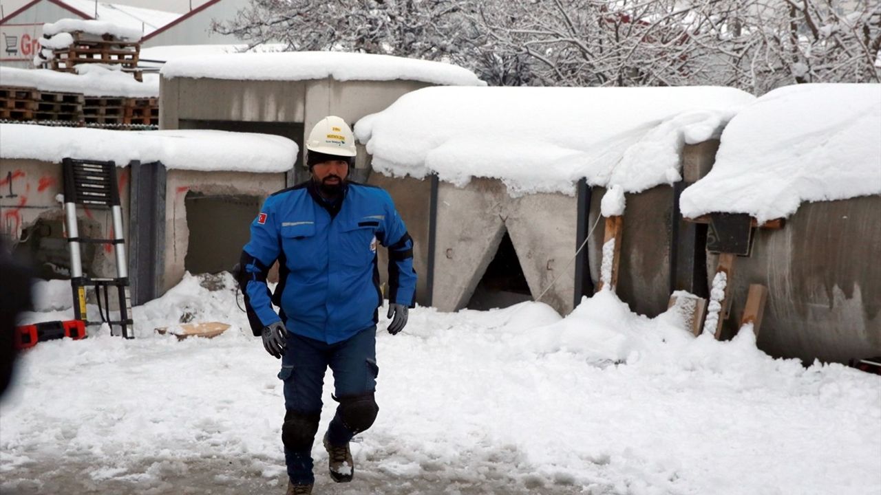 Kayseri'de Arama Kurtarma Eğitimi Düzenlendi