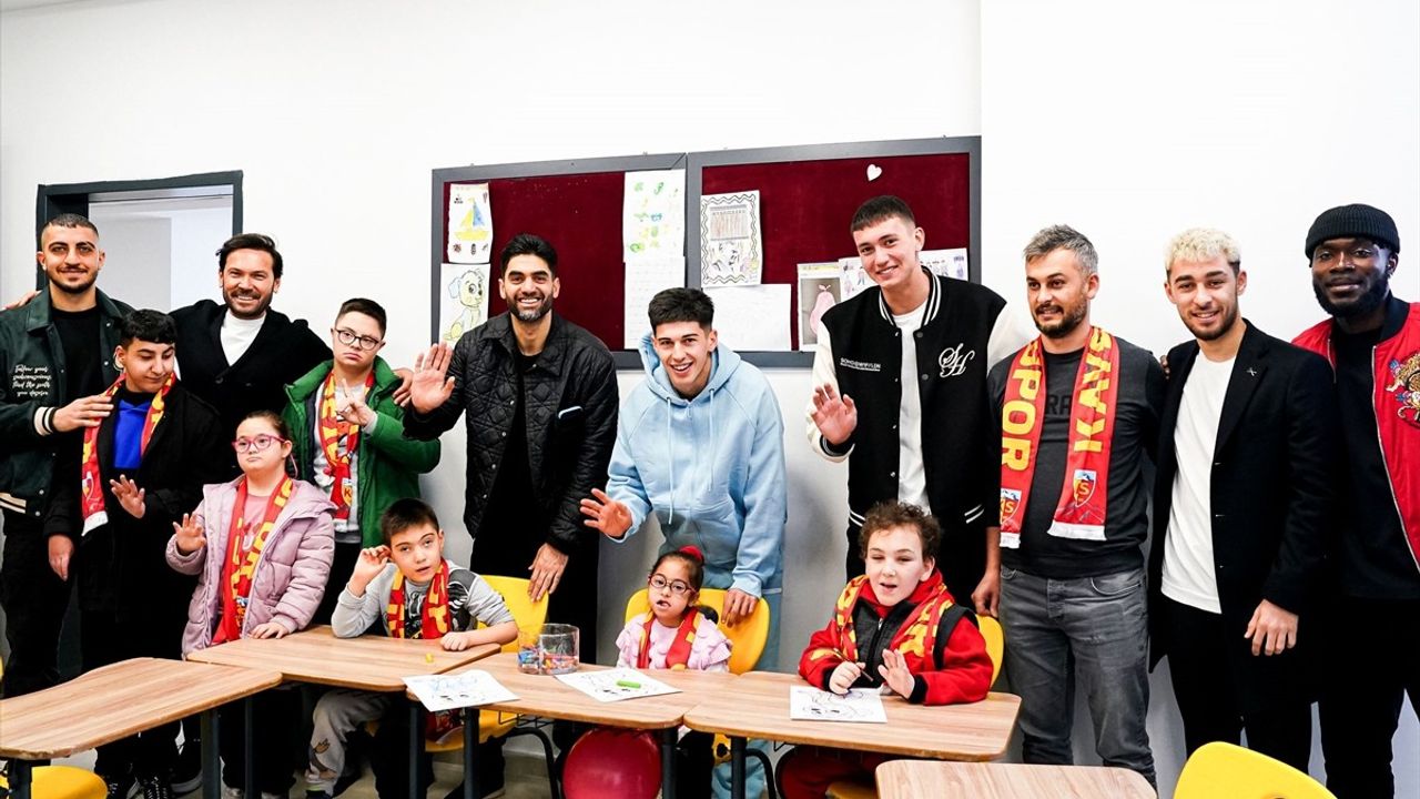 Kayserispor'dan Anlamlı Ziyaret