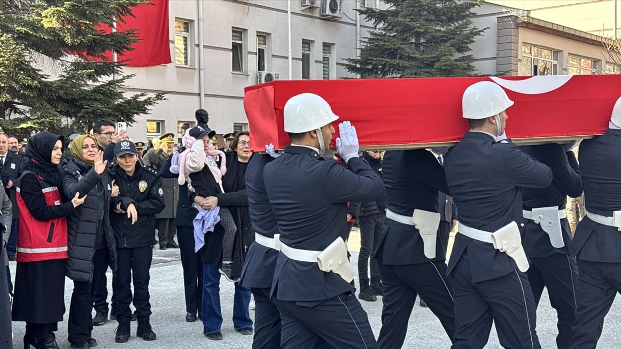 Konya'da Şehit Olan Polis Memuru Onur Şirin İçin Tören Düzenlendi