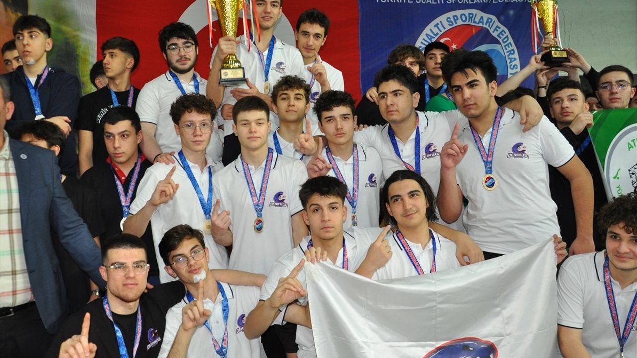 Kütahya'da Sualtı Hokeyi Heyecanı: Milli Takım Seçmeleri ve Şampiyona Tamamlandı