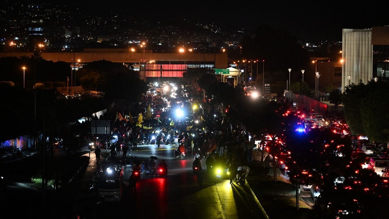 Lübnan Havalimanında İran Uçuşuna İzin Verilmedi