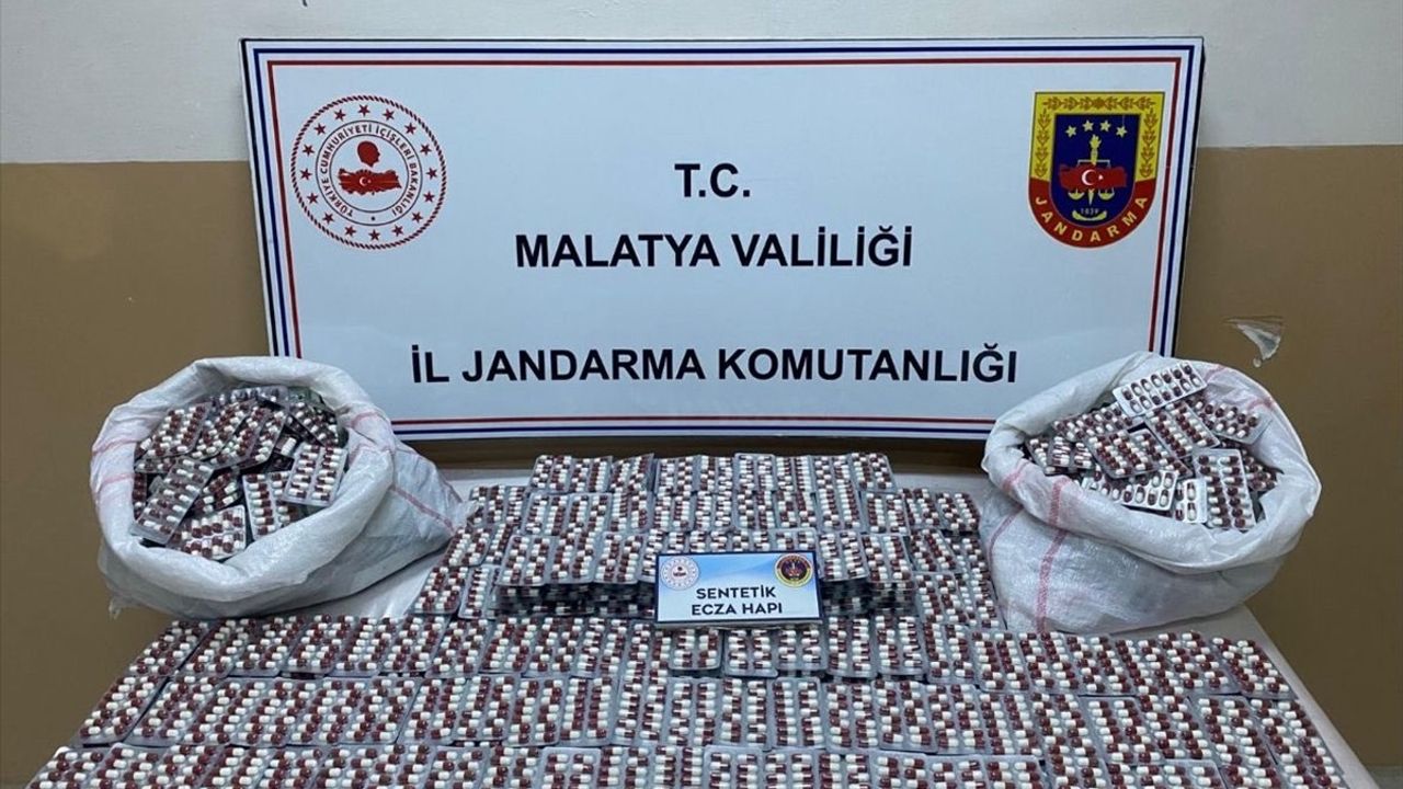 Malatya’da Uyuşturucu Operasyonu: 15 Bin 932 Hap Ele Geçirildi